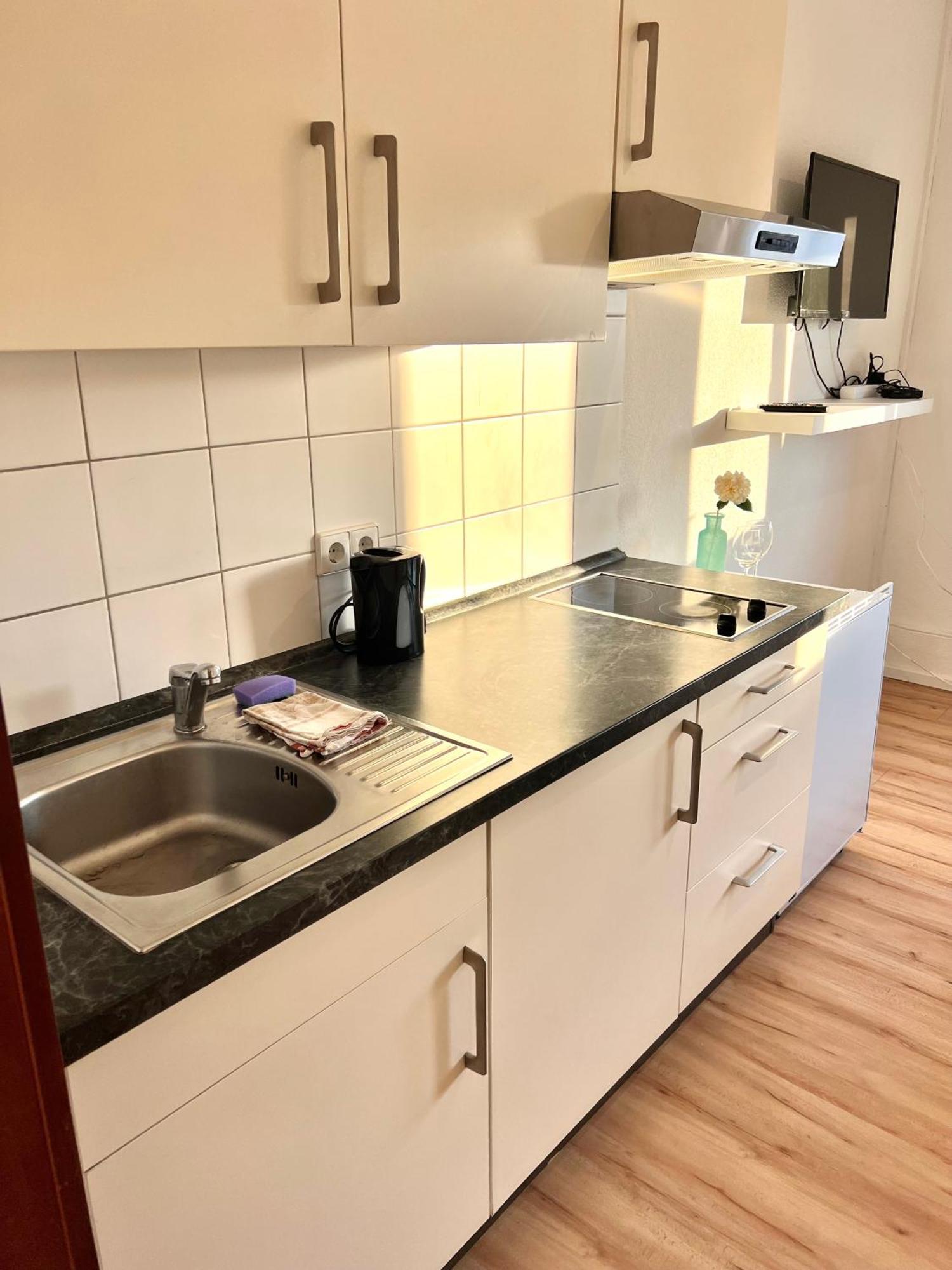 Budget City Appartement Kueche,Bad, Parken Im Zentrum Von Ravensburg Buitenkant foto